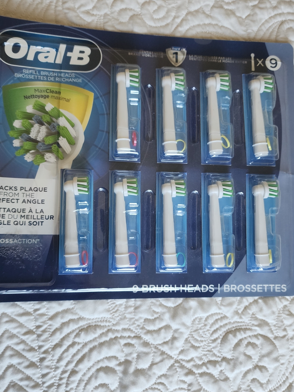 Oral-B White Replacement Toothbrush Heads – Pack of 9